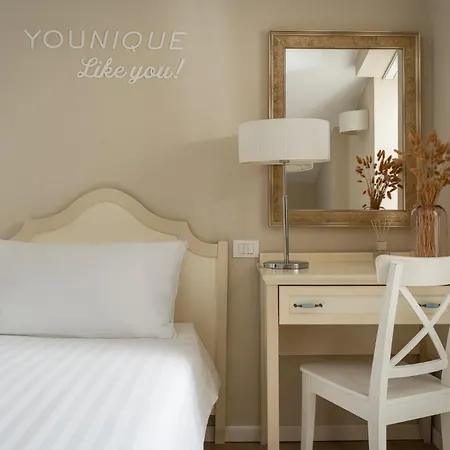 BeYou Hotel Villa Rosa-2